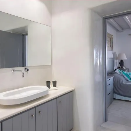 Sunray Paros Beach Front 2 Bedroom House Next To Kite Sports Extérieur photo