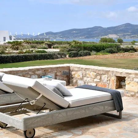 Sunray Paros Beach Front 2 Bedroom House Next To Kite Sports Extérieur photo