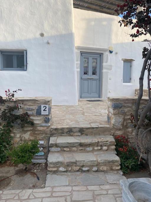 Sunray Front 2 Bedroom House Next To Kite Sports Páros