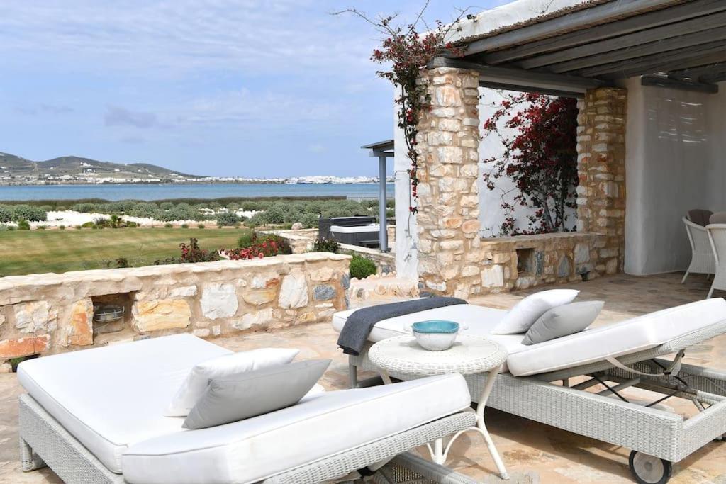 Sunray Front 2 Bedroom House Next To Kite Sports Ferienhaus Páros