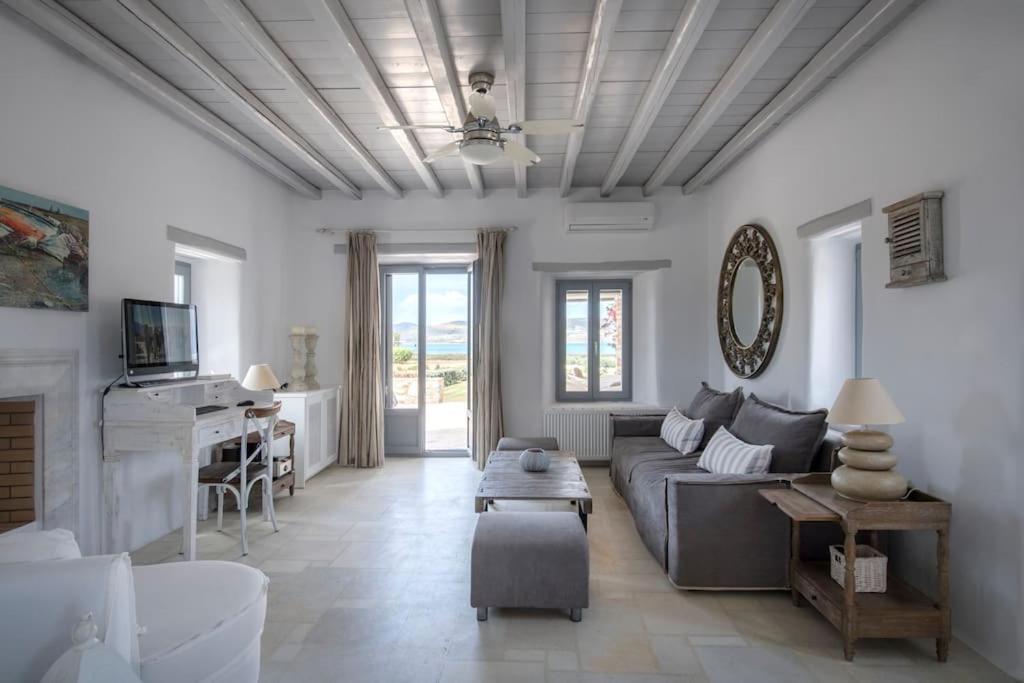 Sunray Front 2 Bedroom House Next To Kite Sports Ferienhaus Páros